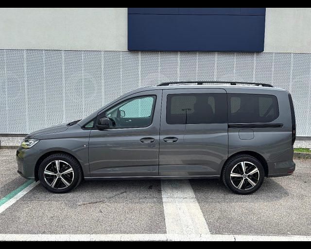 Usata VW Caddy Maxi Life Life 122 CV (89 kW) 2022 Grigiomet. Monovolume