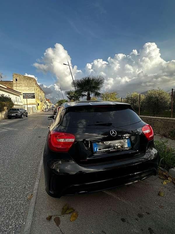 Usata Mercedes A180 AMG line 109 CV (80 kW) 2014 Berlina