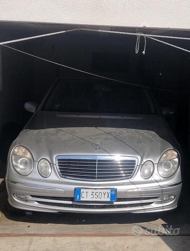 Usata Mercedes E280 Avantgarde 2005 Grigio Berlina