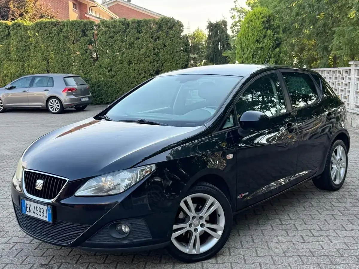 Usata Seat Ibiza Copa 75 CV (55 kW) 2012 Nero Berlina