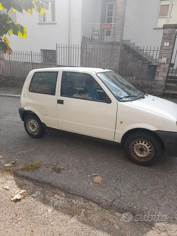 Usata Fiat Cinquecento 39 CV (28 kW) 1997 Bianco Utilitaria