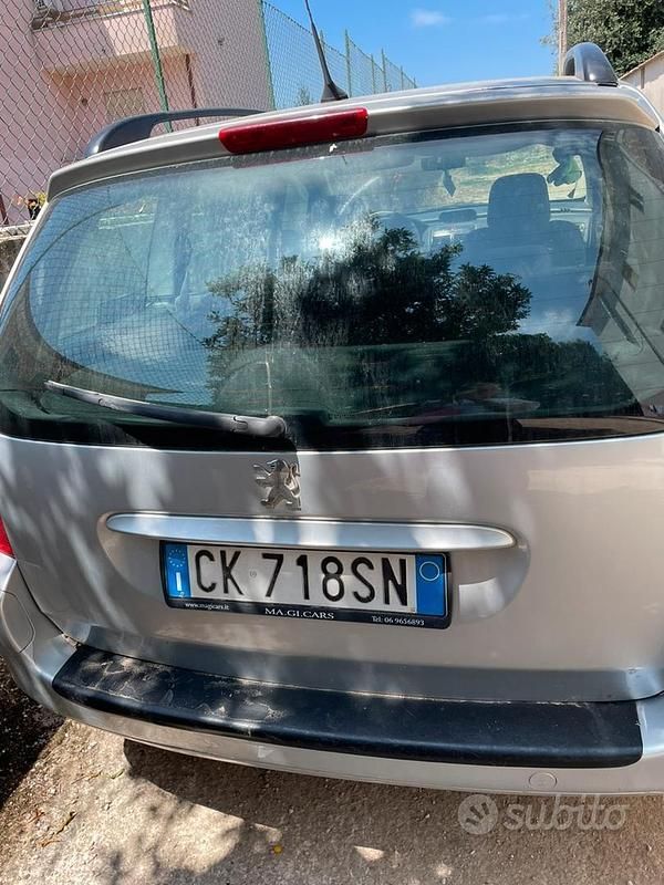 Usata Peugeot 307 88 CV (64 kW) 2004 Grigio Station wagon