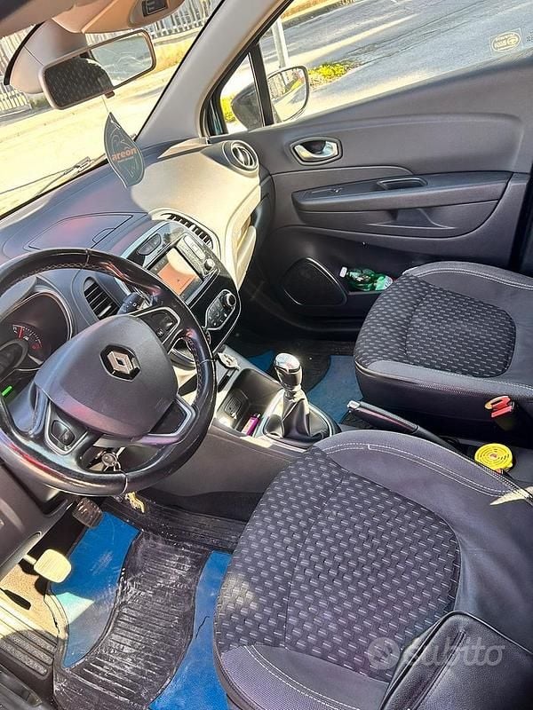 Usata Renault Captur 110 CV (80 kW) 2018 SUV