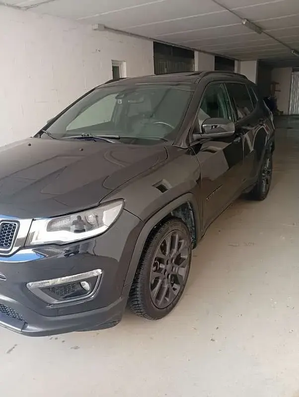 Usata Jeep Compass 150 CV (110 kW) 2021 Nero SUV