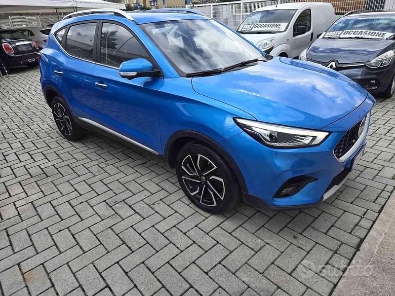 Usata MG ZS Luxury 111 CV (81 kW) 2022 Blu SUV