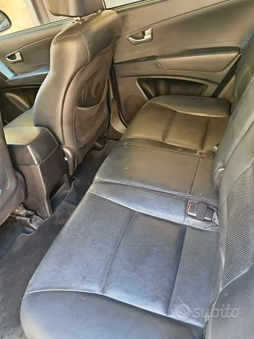 Usata SsangYong Korando 175 CV (128 kW) 2011 Grigio SUV