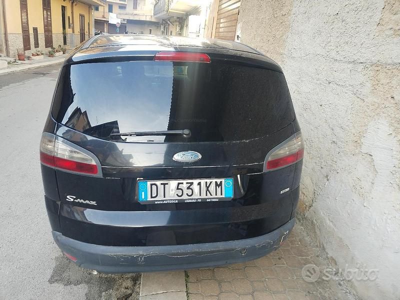Usata Ford S-MAX S 145 CV (106 kW) 2008 Nero Monovolume