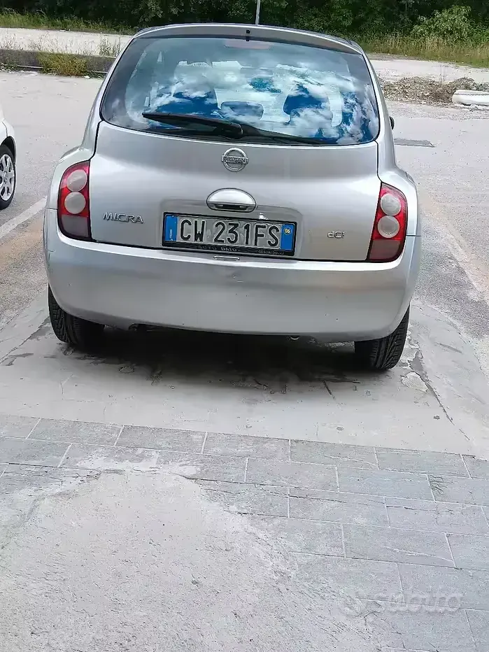 Usata Nissan Micra 65 CV (47 kW) 2006 Grigio Berlina