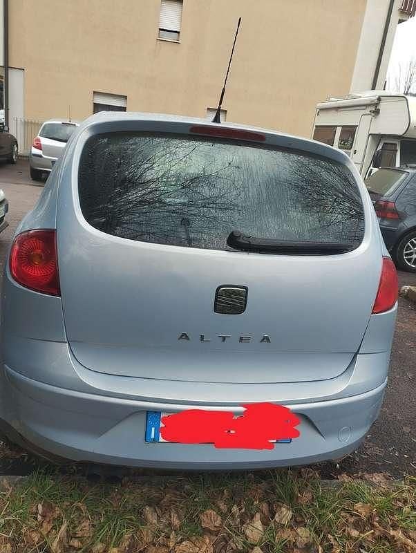 Usata Seat Altea Style 105 CV (77 kW) 2010 Monovolume