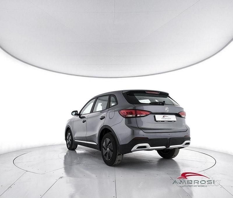 Nuova MG ZS 116 CV (85 kW) 2025 Hampstead grey Berlina