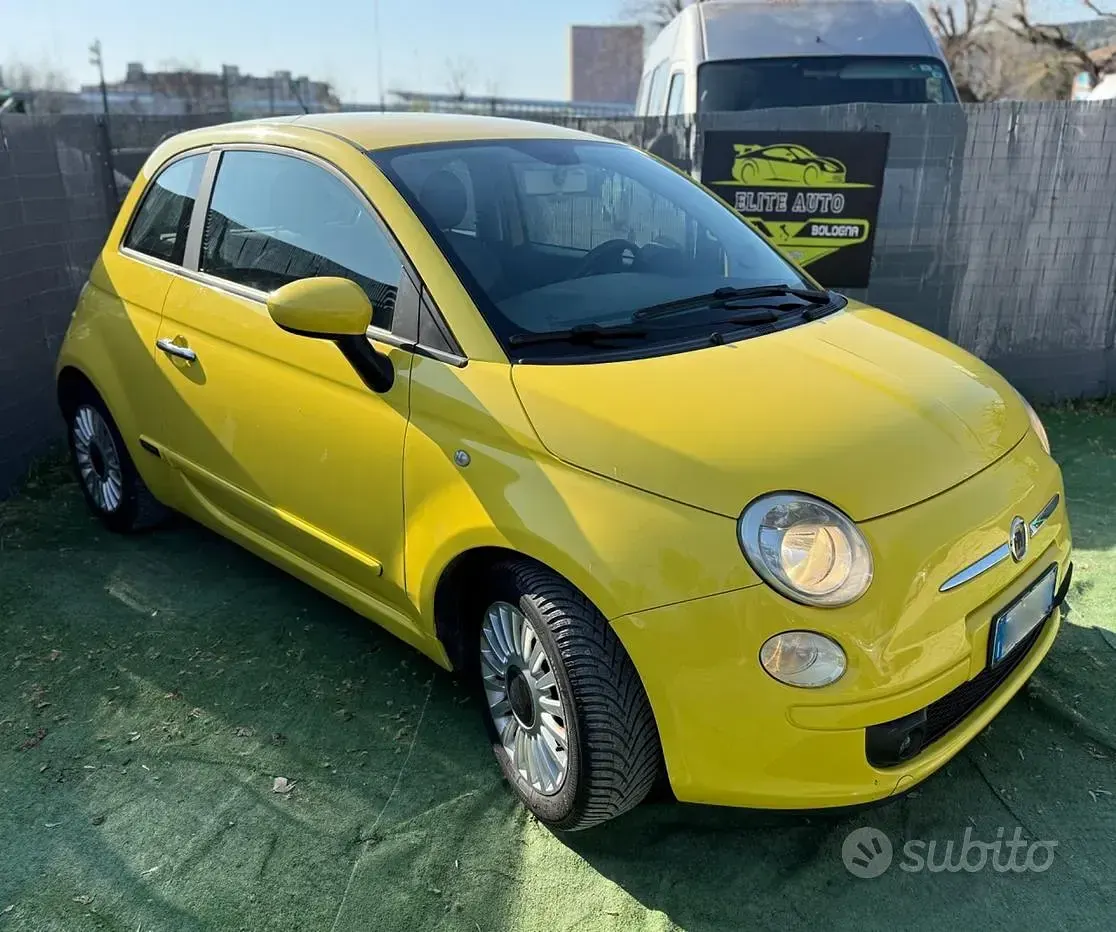 Usata Fiat 500 Pop 69 CV (50 kW) 2009 Giallo Cabrio