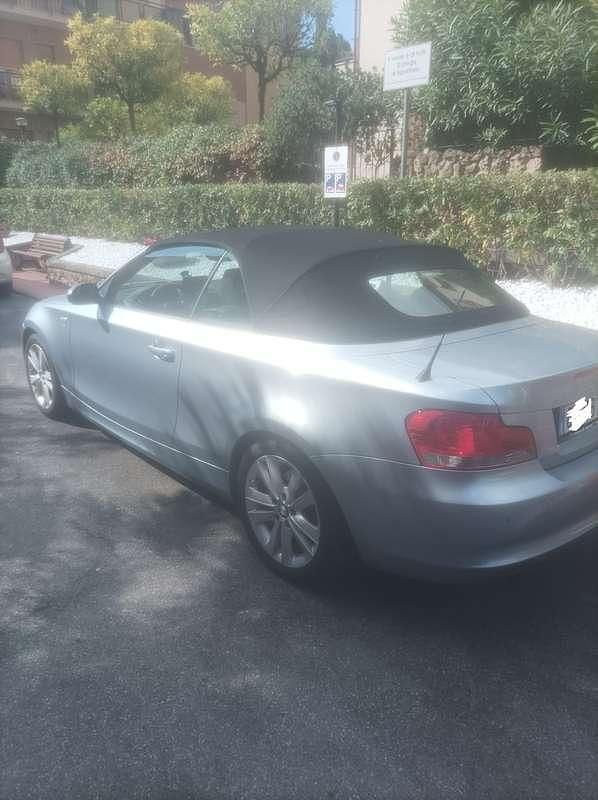 Usata BMW 120 Cabriolet Efficient Dynamics 170 CV (125 kW) 2009 Blu/azzurro Cabrio