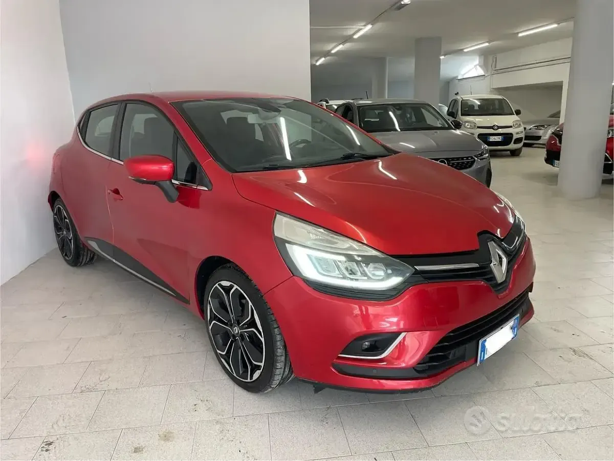 Usata Renault Clio IV Intens 90 CV (66 kW) 2017 Rosso Berlina