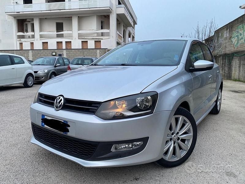 Usata VW Polo 89 CV (65 kW) 2011 Grigio Utilitaria
