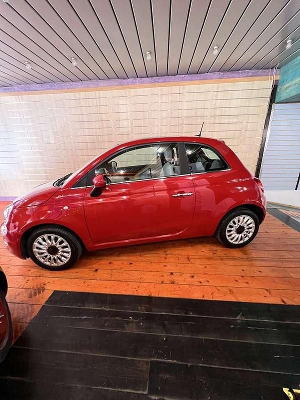 Usata Fiat 500 Dolcevita 69 CV (50 kW) 2022 Rosso Utilitaria