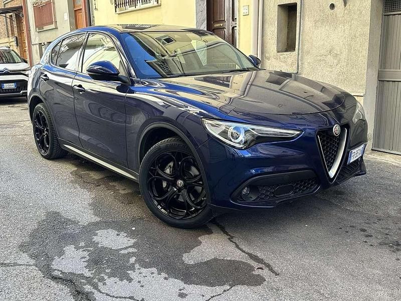 Usata Alfa Romeo Stelvio Executive 179 CV (131 kW) 2018 SUV