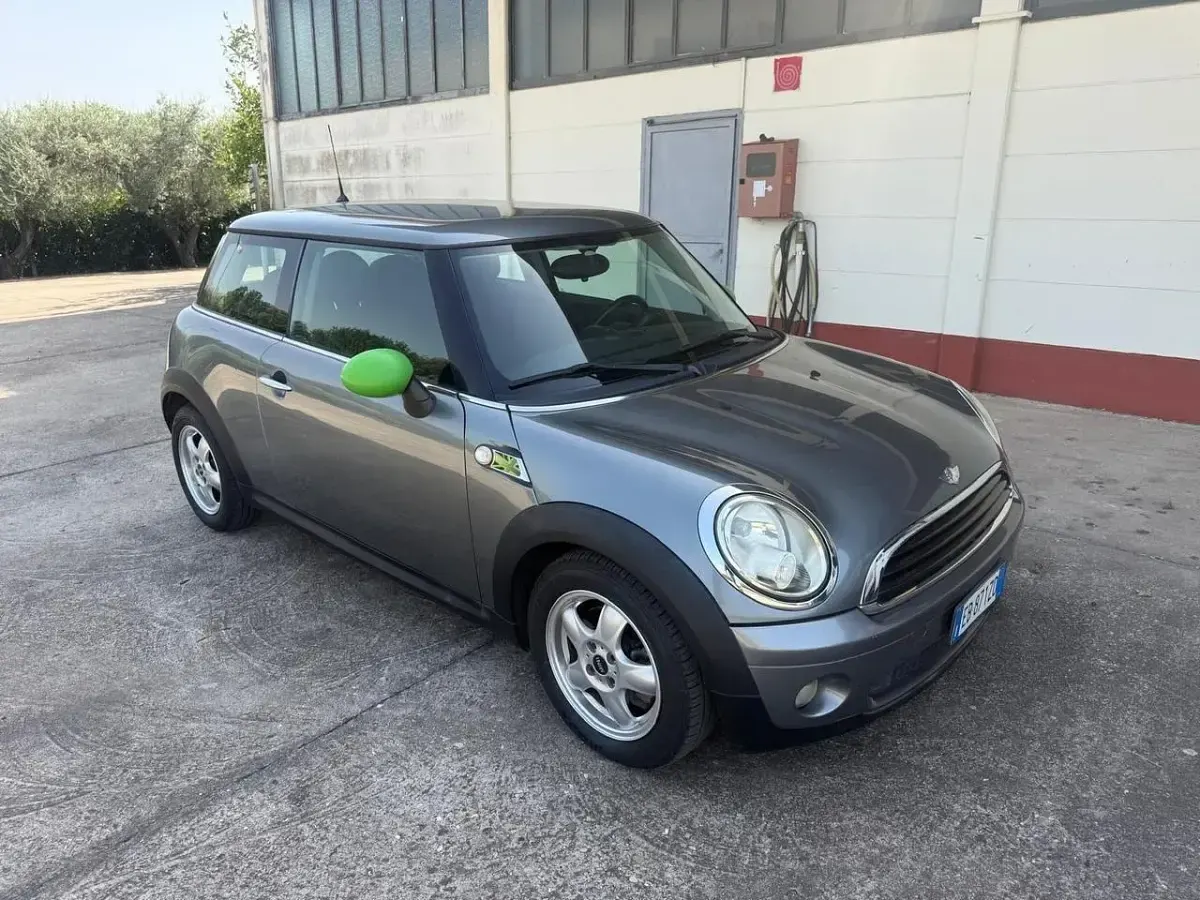 Usata Mini Cooper Clubman 98 CV (72 kW) 2011 Argento Station wagon
