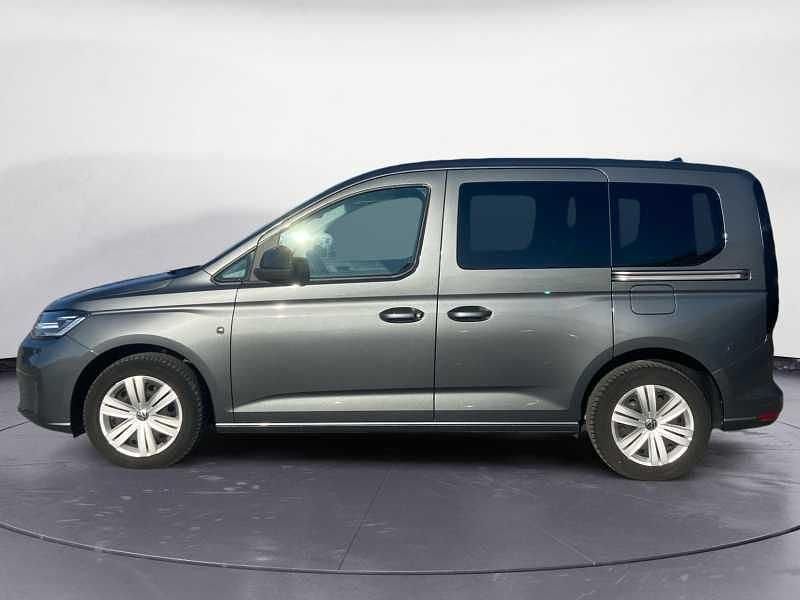 Usata VW Caddy 122 CV (89 kW) 2022 Grigio Monovolume