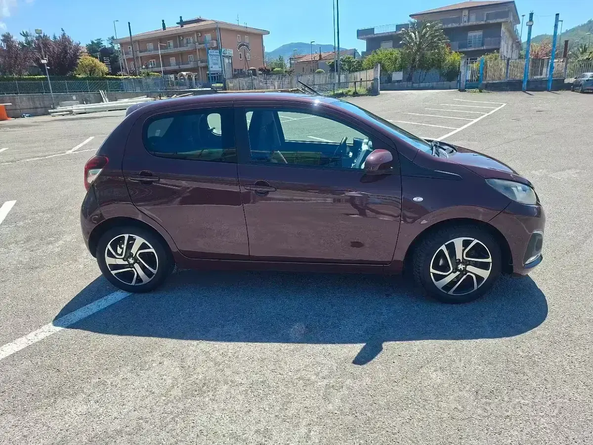 Usata Peugeot 108 69 CV (50 kW) 2014 Berlina