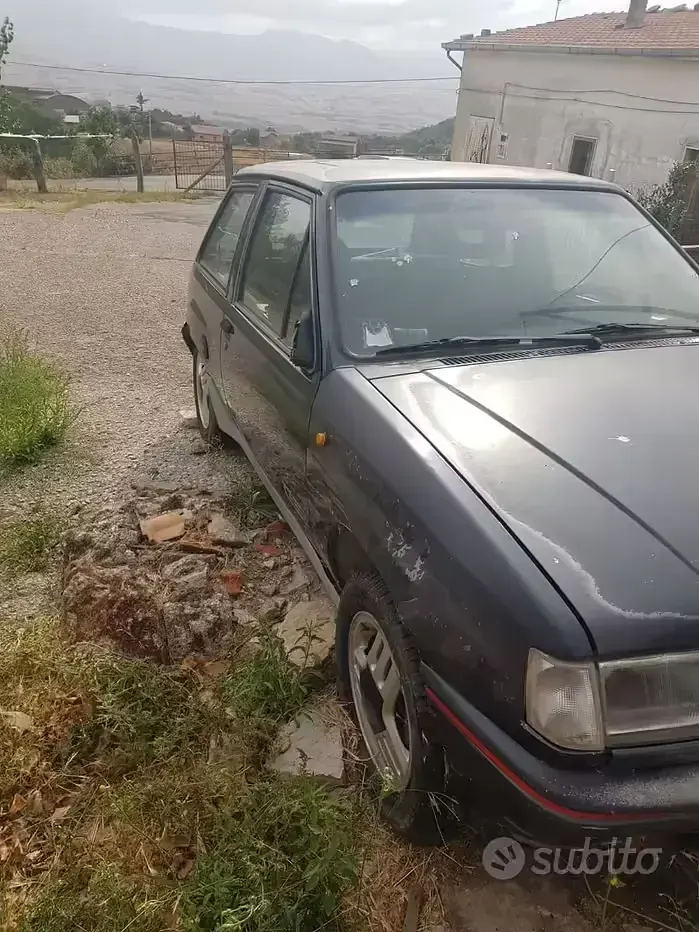 Usata Opel Corsa 101 CV (74 kW) 1993 Nero Utilitaria