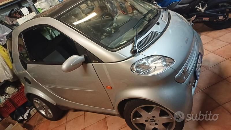 Usata Smart ForTwo Coupé 2001 Utilitaria