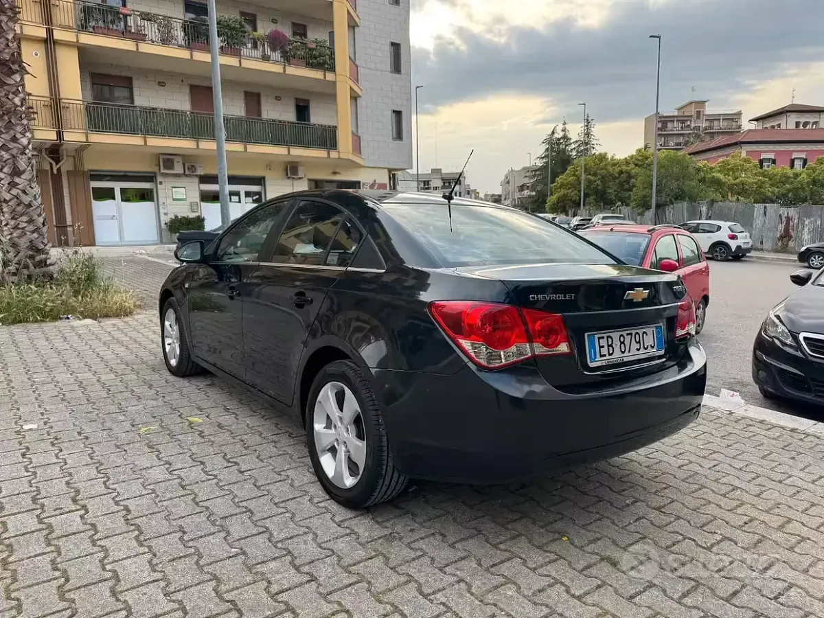 Usata Chevrolet Cruze LT 150 CV (110 kW) 2010 Nero Berlina