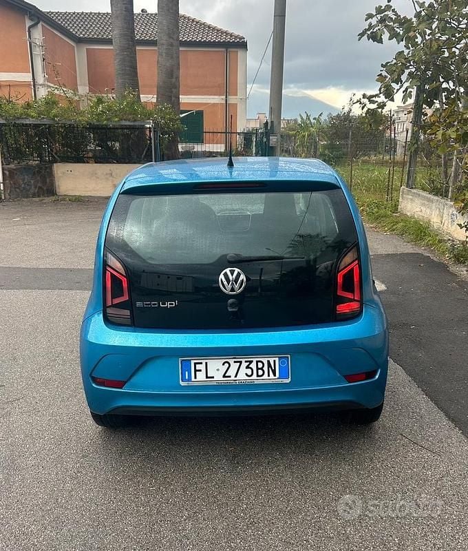 Usata VW up! 68 CV (50 kW) 2018 Utilitaria