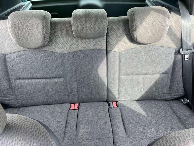 Usata Renault Clio II Dynamique 82 CV (60 kW) 2003 Berlina