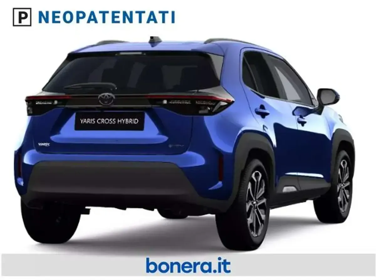 Nuova Toyota Yaris Cross Trend 131 CV (96 kW) 2026 Juniper blue SUV