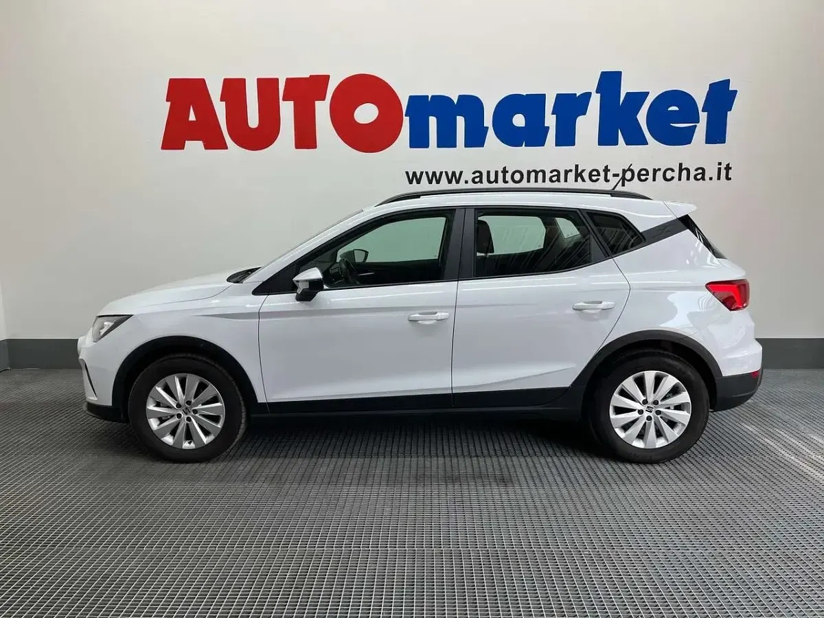 Begagnad Seat Arona Style 116 HK (85 kW) 2025 Vit SUV
