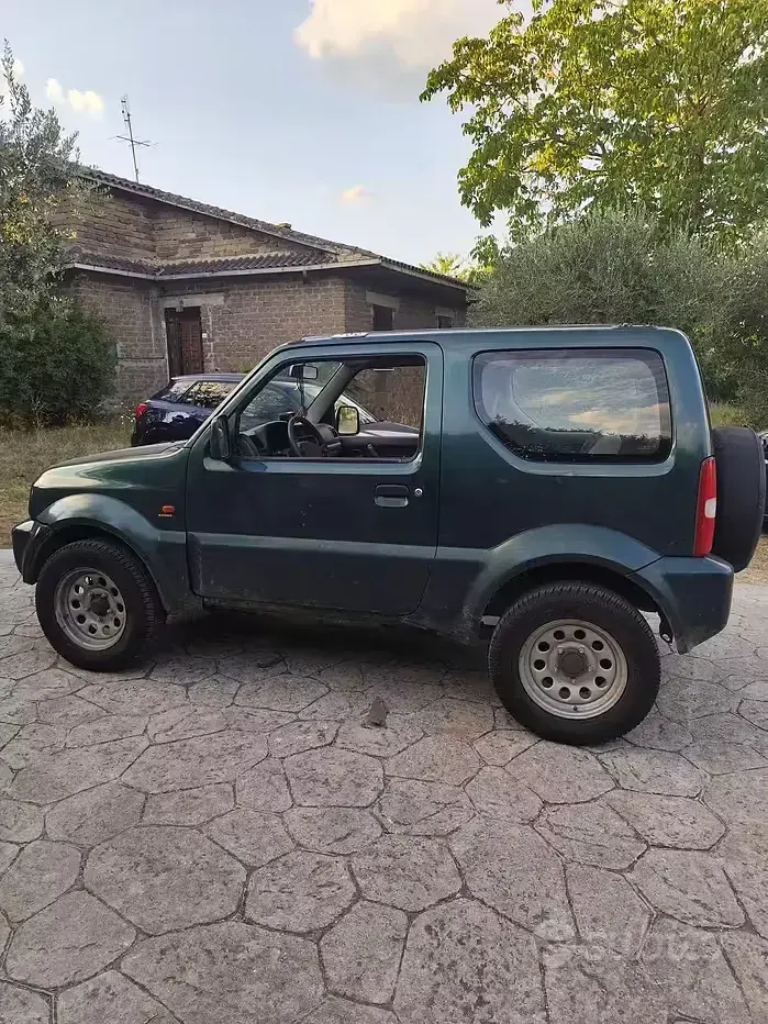Usata Suzuki Jimny 85 CV (62 kW) 1999 Verde SUV