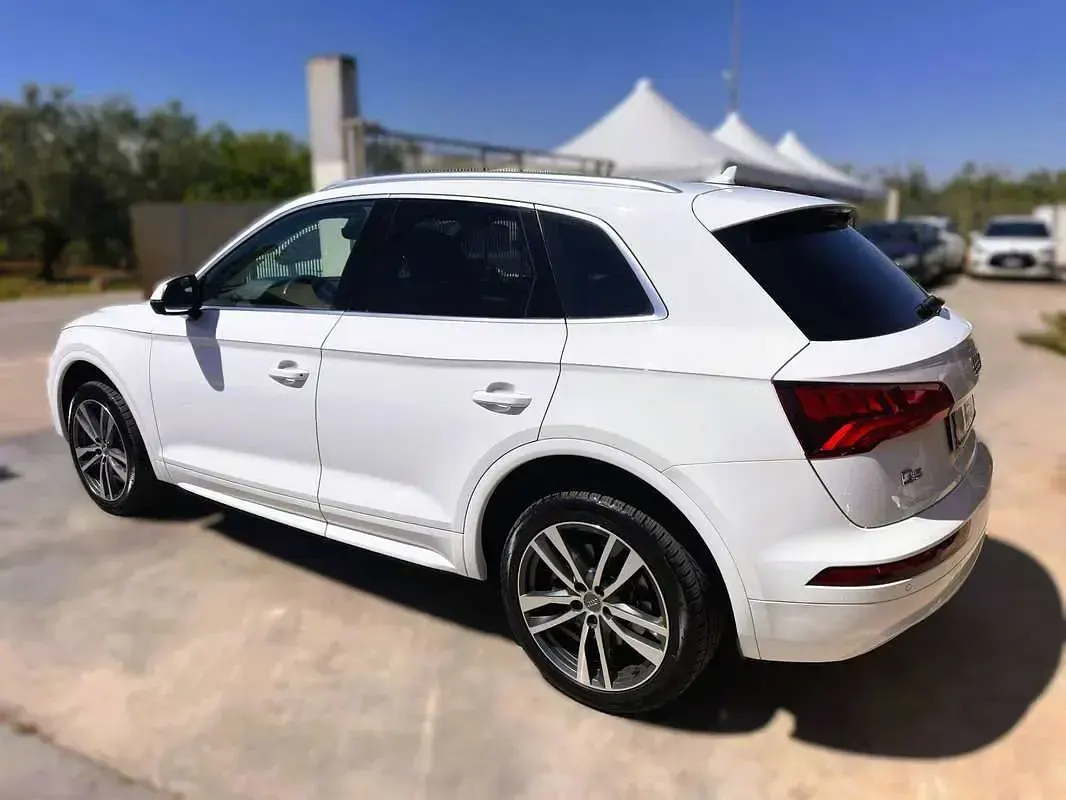 Usata Audi Q5 Business 190 CV (139 kW) 2018 Bianco SUV
