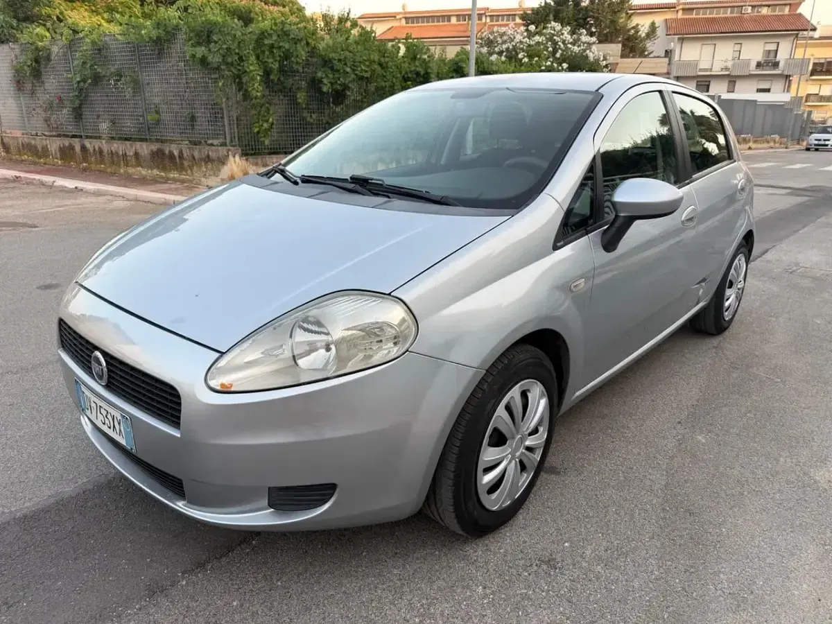 Usata Fiat Grande Punto Dynamic 90 CV (66 kW) 2007 Utilitaria