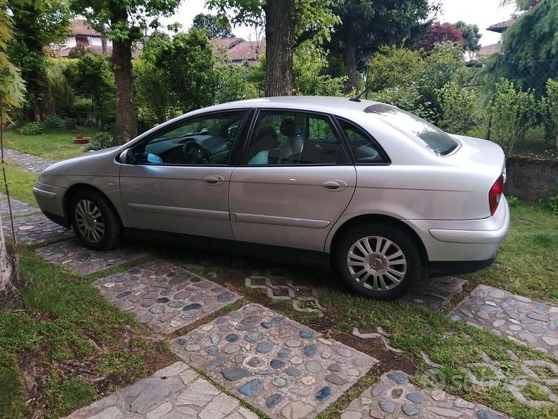 Usata Citroën C5 109 CV (80 kW) 2003 Grigio Berlina