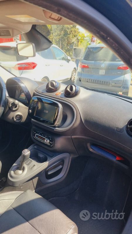 Usata Smart ForFour Brabus 90 CV (66 kW) 2019 Nero Utilitaria