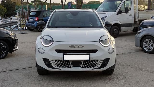 Usata Fiat 600 La Prima 100 CV (73 kW) 2024 Bianco Monovolume