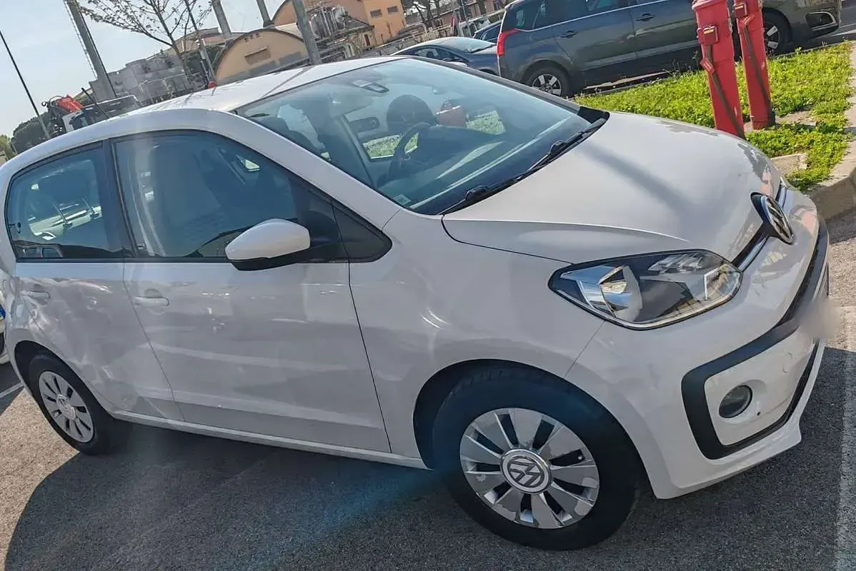 Usata VW up! Move 75 CV (55 kW) 2019 Bianco Utilitaria