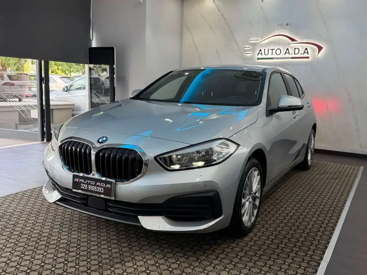 Usata BMW 116 M Sport 116 CV (85 kW) 2021 Grigio Utilitaria