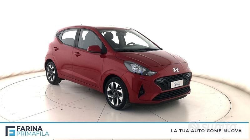 Nuova Hyundai i10 61 CV (44 kW) 2025 Rosso Utilitaria