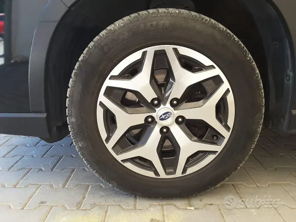 Usata Subaru Forester Premium 150 CV (110 kW) 2021 Crystal black silica met SUV