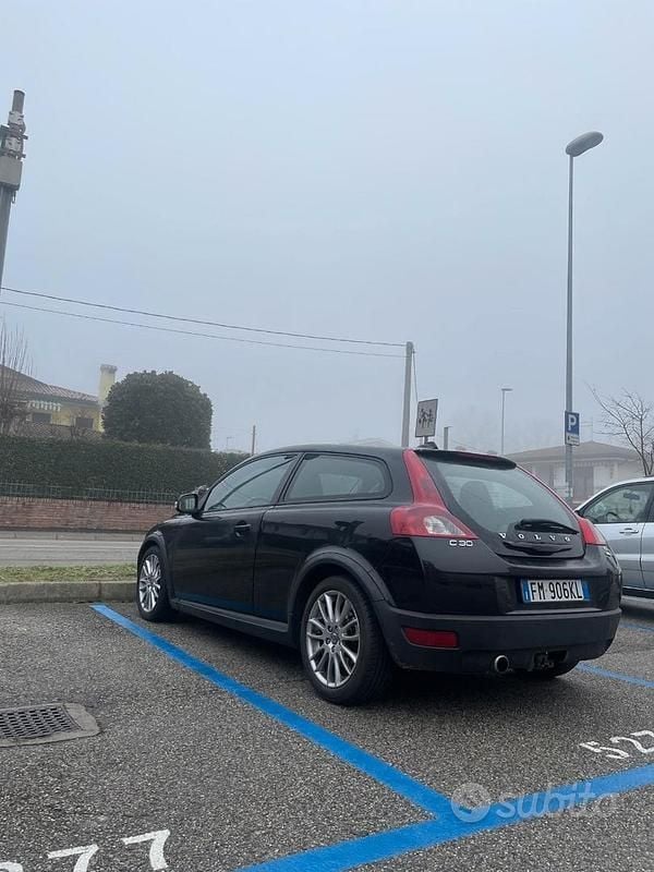 Usata Volvo C30 109 CV (80 kW) 2009 Utilitaria