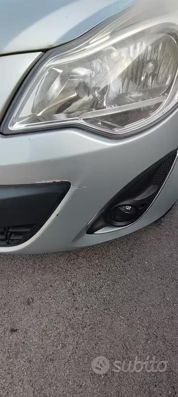 Usata Opel Corsa 86 CV (63 kW) 2012 Grigio Utilitaria