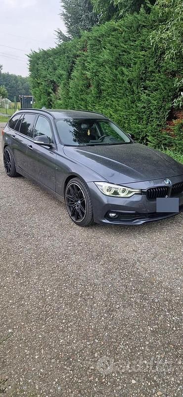 Usata BMW 320 Comfort Edition 190 CV (139 kW) 2019 Grigio Station wagon