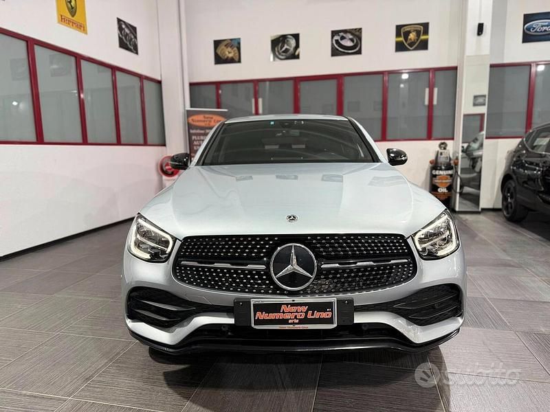 Usado Mercedes E300 Premium 245 CV (180 kW) 2022 Gris Familiar