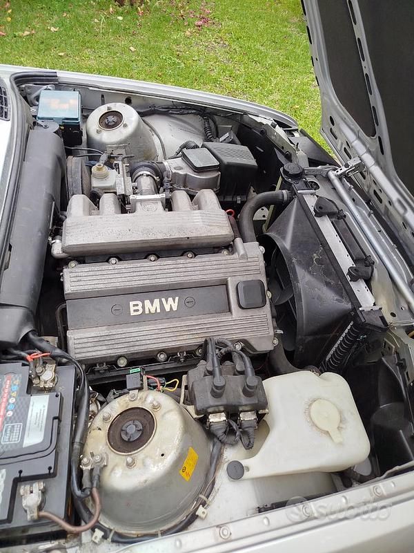 Usata BMW 318 136 CV (100 kW) 1990 Grigio Coupé