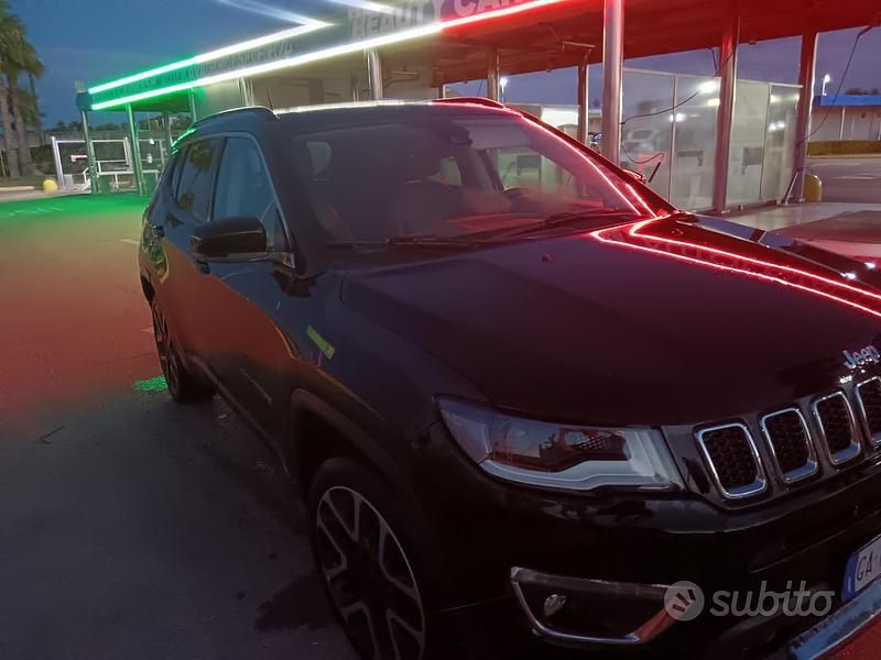 Usata Jeep Compass 140 CV (102 kW) 2018 Nero SUV