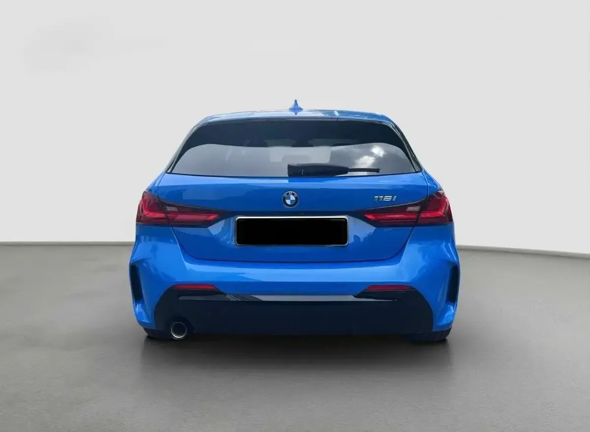 Usata BMW 118 M Sport 136 CV (100 kW) 2022 Blu/azzurro Berlina