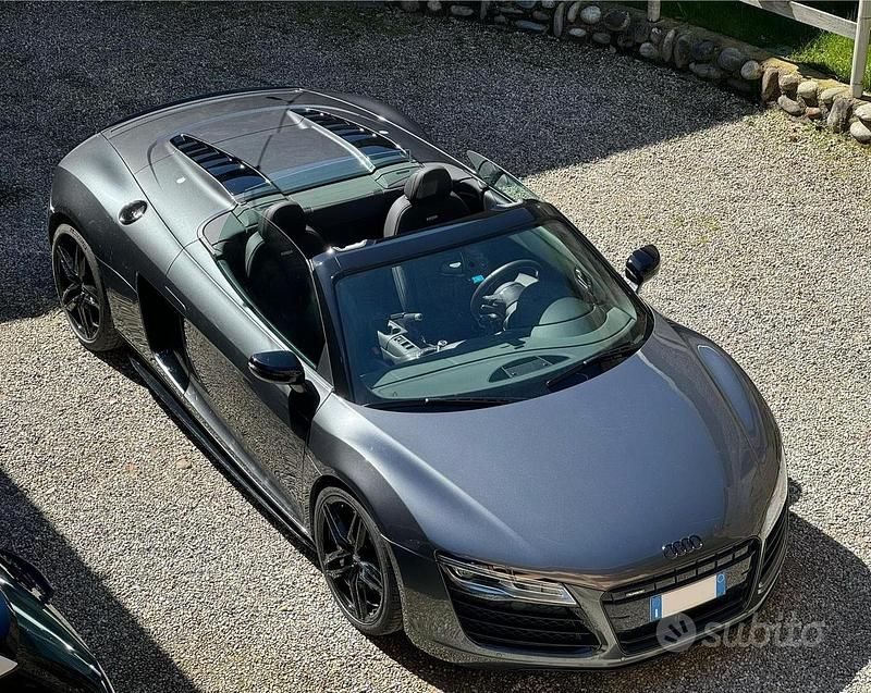 Usata Audi R8 Spyder Ambiente 430 CV (316 kW) 2014 Grigio Cabrio