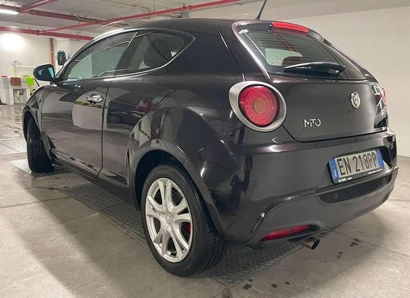 Usata Alfa Romeo MiTo Distinctive 95 CV (69 kW) 2012 Nero Utilitaria
