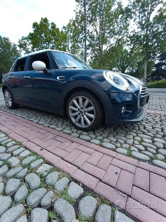 Usata Mini Cooper 88 CV (64 kW) 2015 Bluazzurro Utilitaria